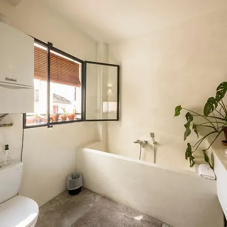 Serranos Apartmán *