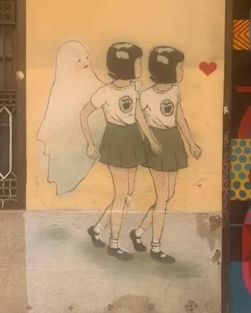 Serranos דירה *