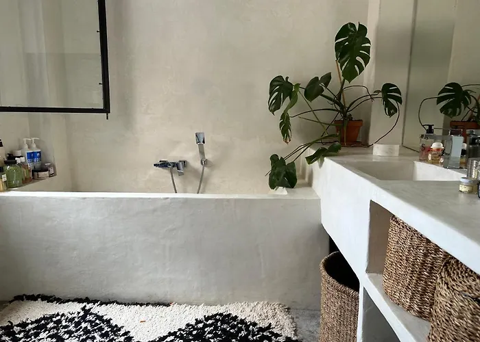 Serranos Apartamento